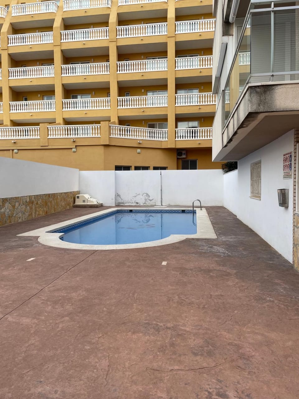 Property building, Swimming pool
