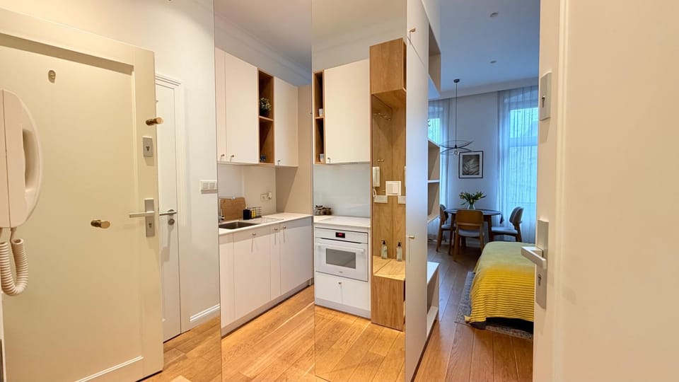 Ruzop Apartament - Modern studio in center, self check-in, WiFi Apartment in Poznan