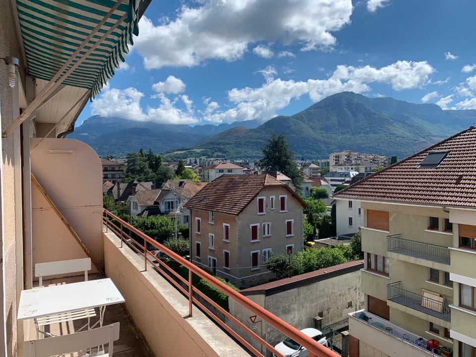 Natural landscape, View (from property/room), Balcony/Terrace, Mountain view