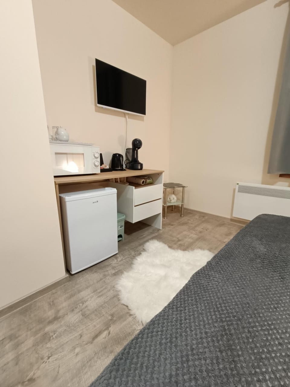 TV and multimedia, Kitchen or kitchenette, Bedroom, minibar