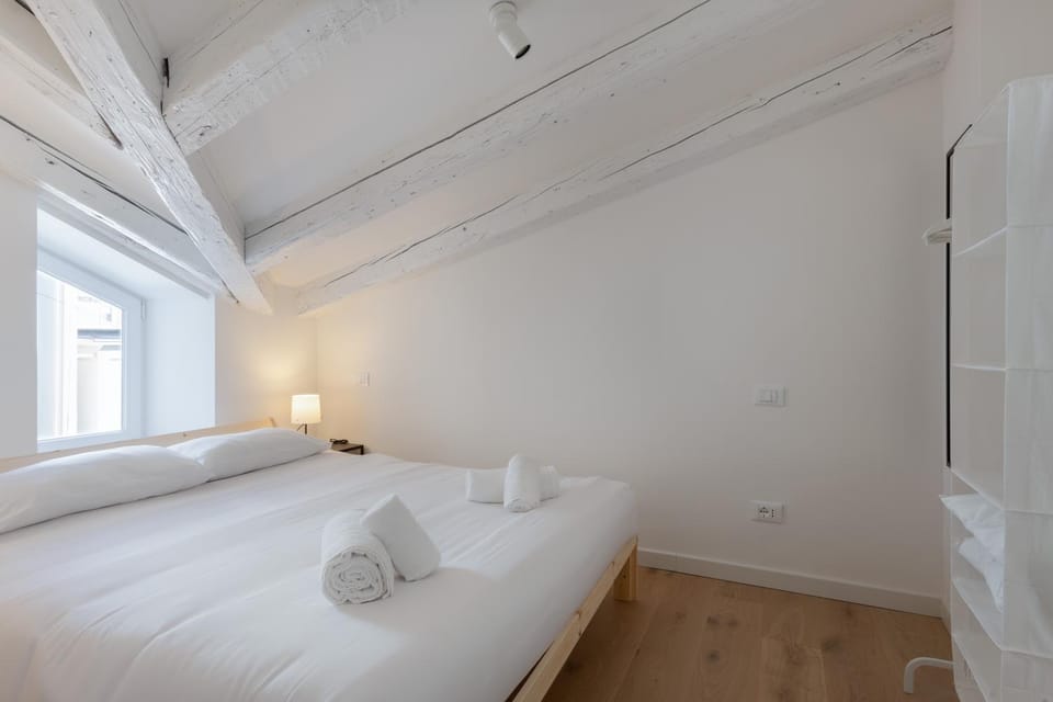 Bed, Photo of the whole room, Bedroom, towels, wardrobe