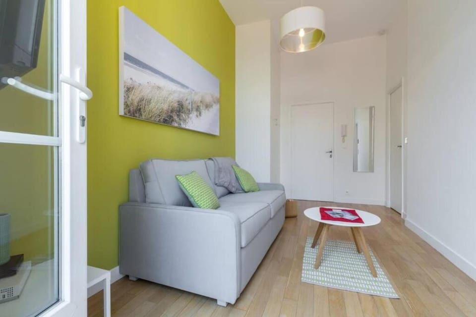 MASSENA 33 - Cosy Studio City Center Apartment in Nice