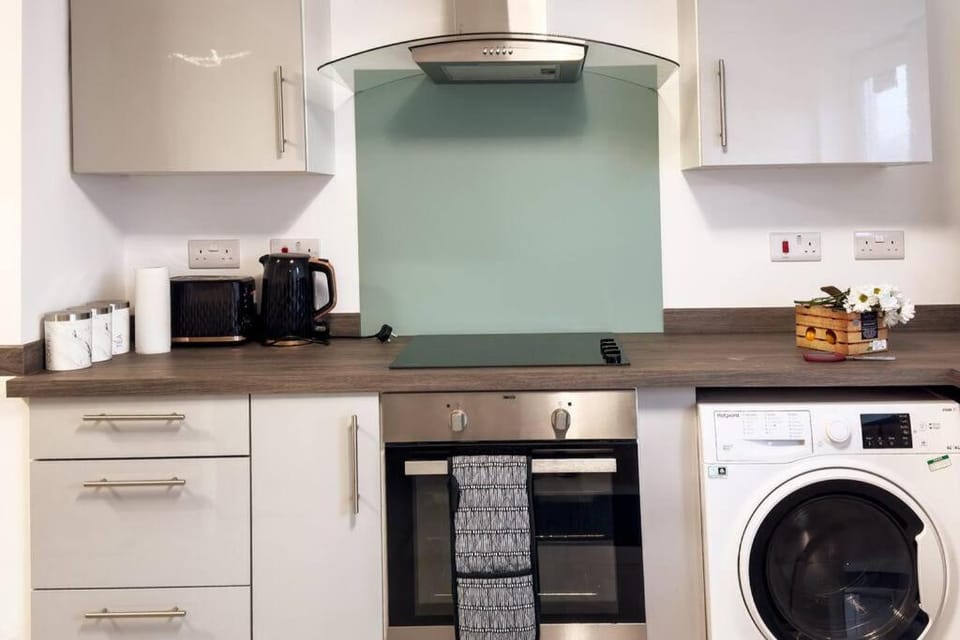 Immaculate 5 Bedroom House House in Corby