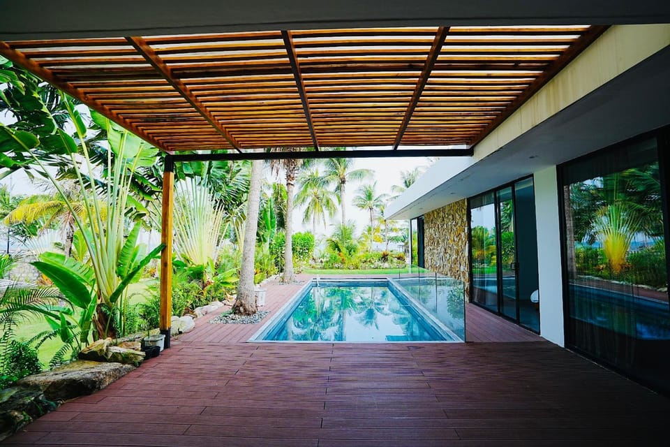 Garden, Garden view, Pool view, Swimming pool, Inner courtyard view
