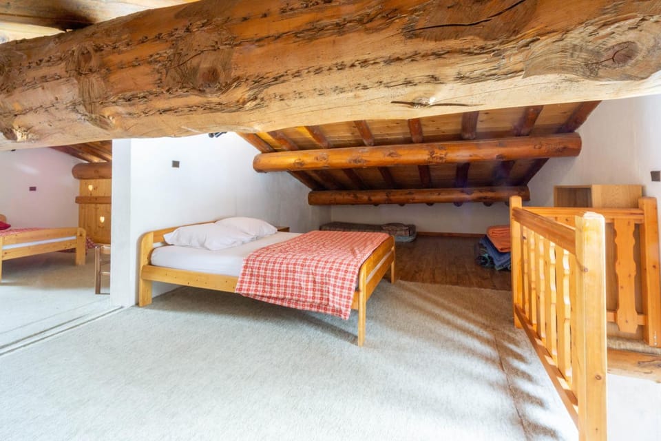 Property building, Living room, Bedroom