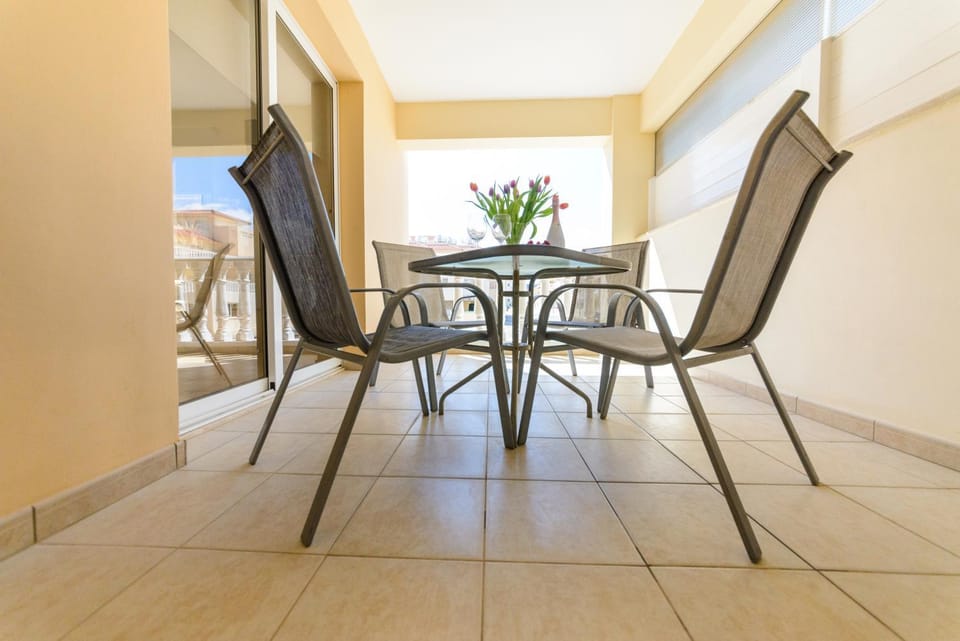 Thea Court 1 - B Apartment in Paralimni