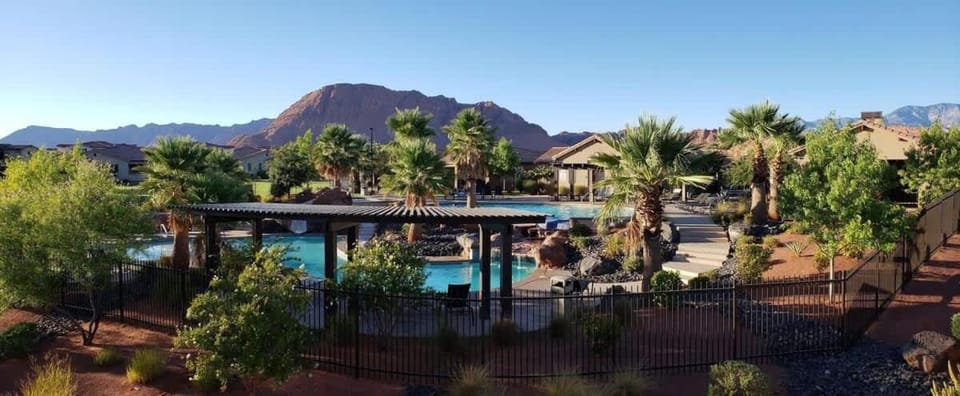 1| Canyonlands in St George with Rare Landscape View House in Santa Clara