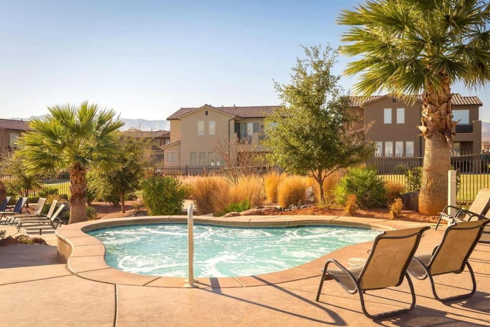 24| Bartlett Place in St George with 3 Master Suites House in Santa Clara