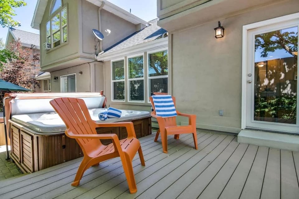 Ski Haven in Salt Lake at Base of Big Cottonwood House in Cottonwood Heights