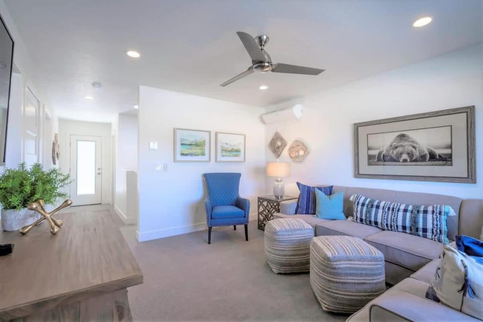 19| Vue at Green Valley with Community Pool House in St George