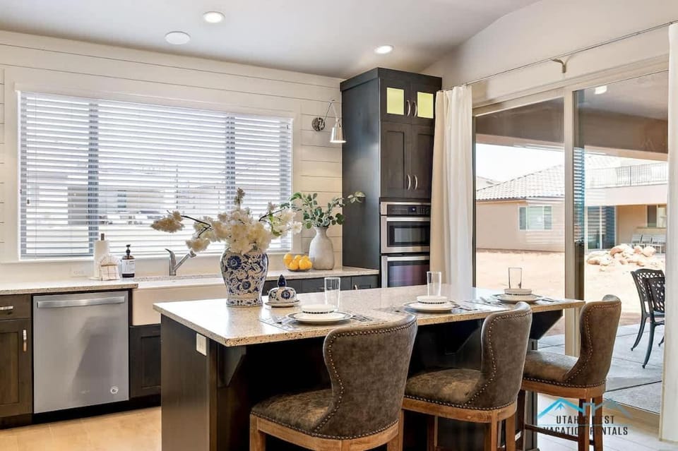 109| Rivers Escape in St George with Waterpark Views House in Santa Clara