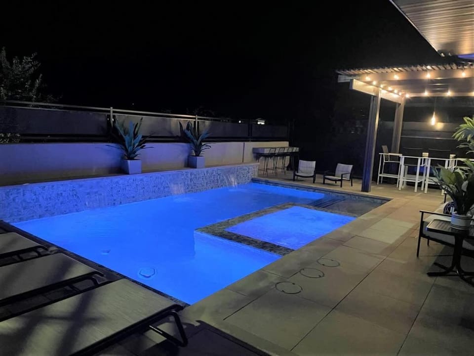 30 | Poolhouse at Ocotillo Springs with Private Pool and Views House in Santa Clara