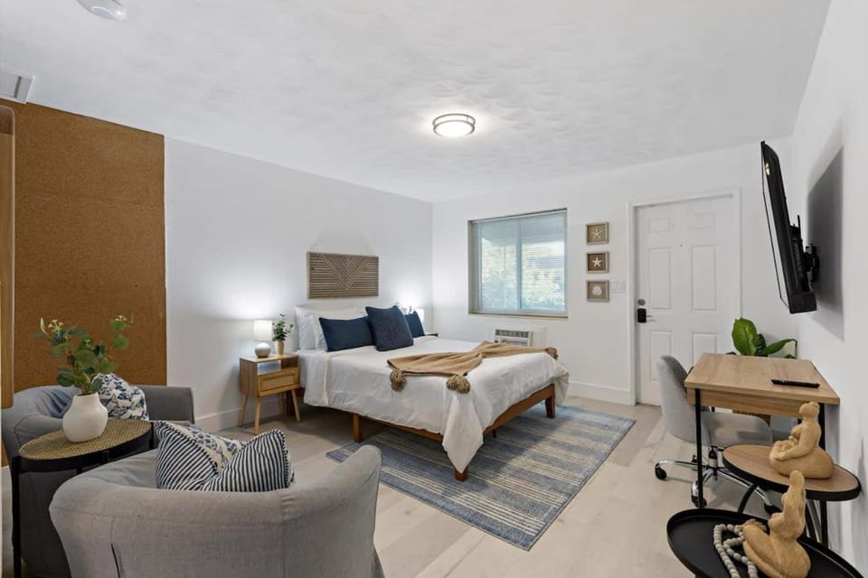 Charming cozy studio @ Lake Ridge Apartment in Fort Lauderdale
