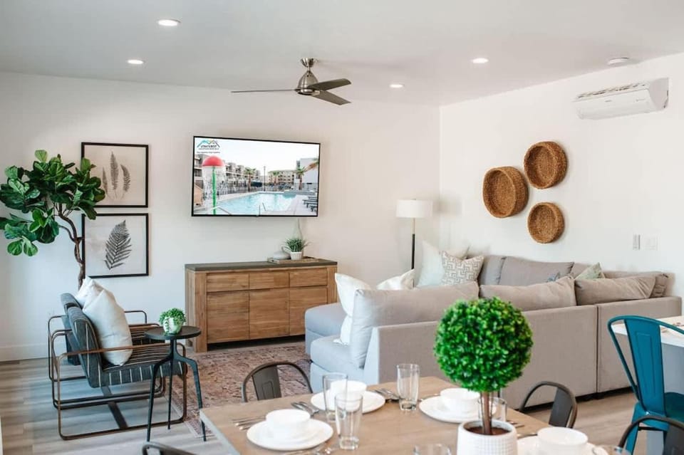 19-20| 2 Homes in St. George Green Valley with Community Pool House in St George