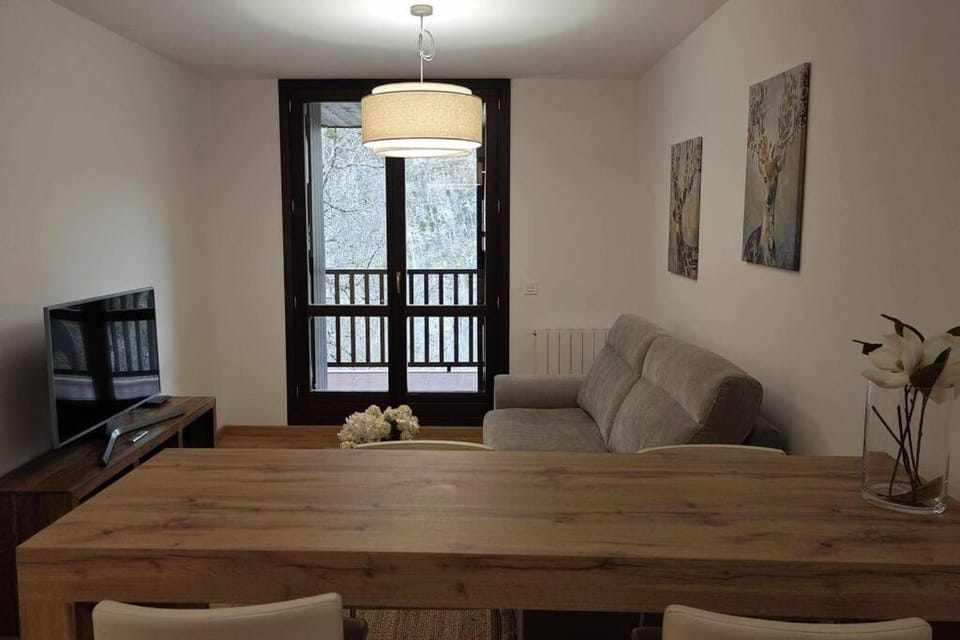 Mimosa 4 con terraza - tucasaenlospirineos Apartment in Aragon