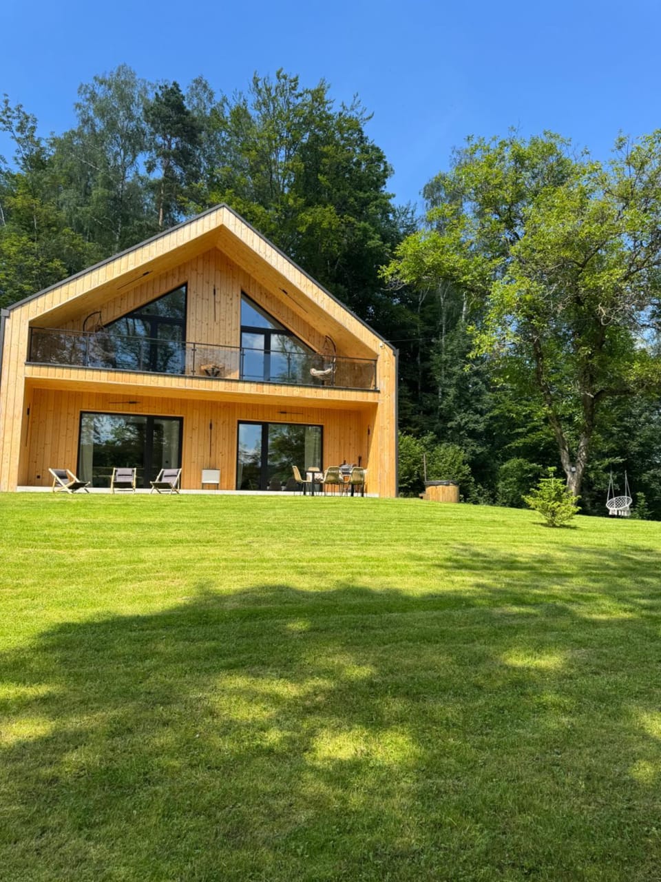 Property building, Natural landscape, Garden, Garden view