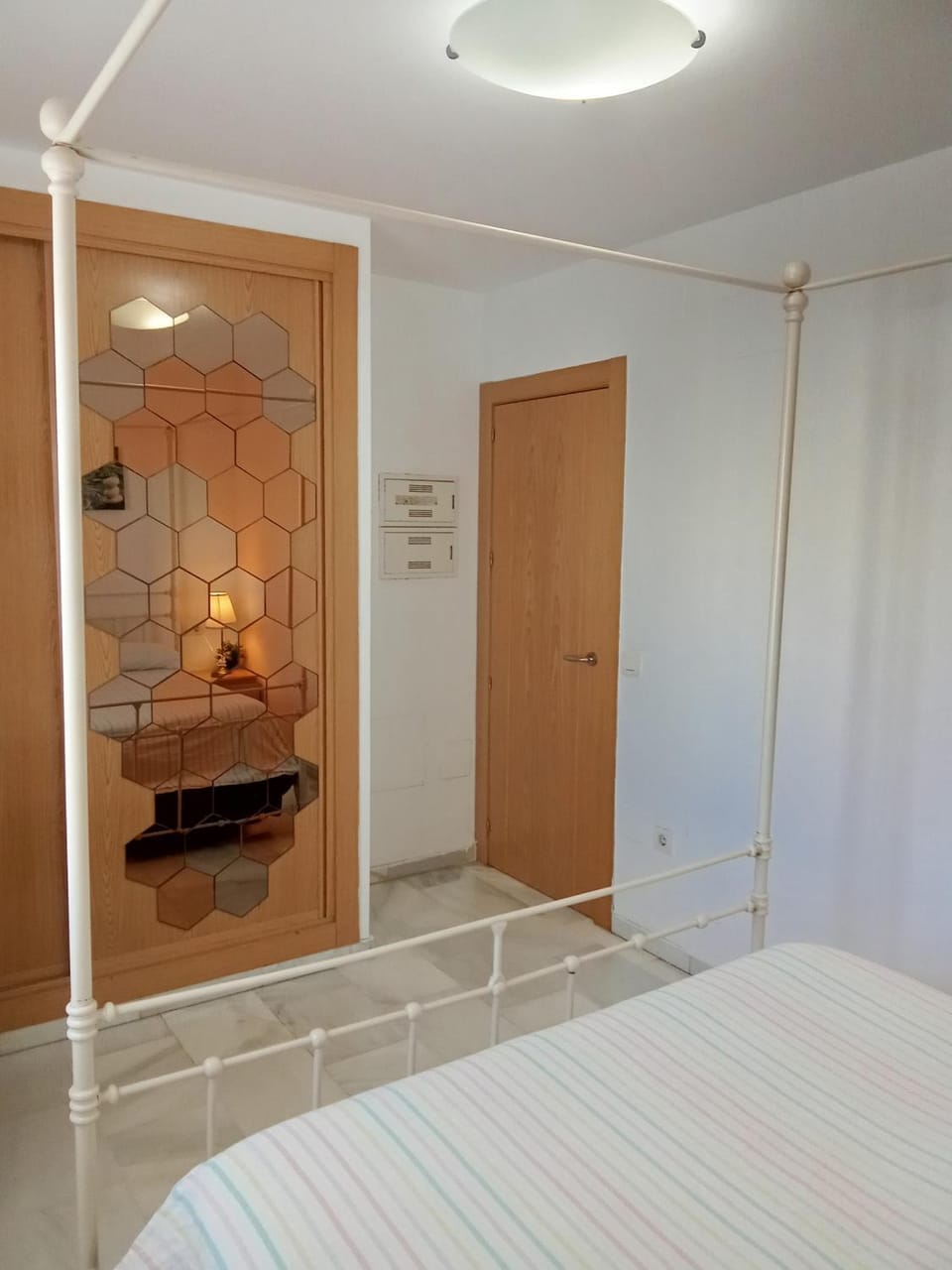 Bed, Photo of the whole room, Bedroom, wardrobe