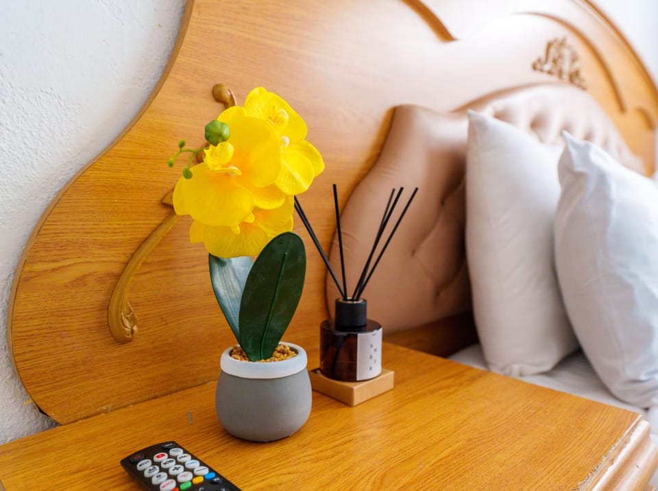 Bed, Decorative detail, Bedroom