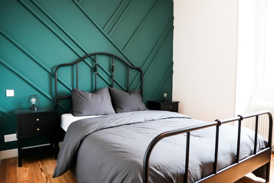 Bed, Bedroom