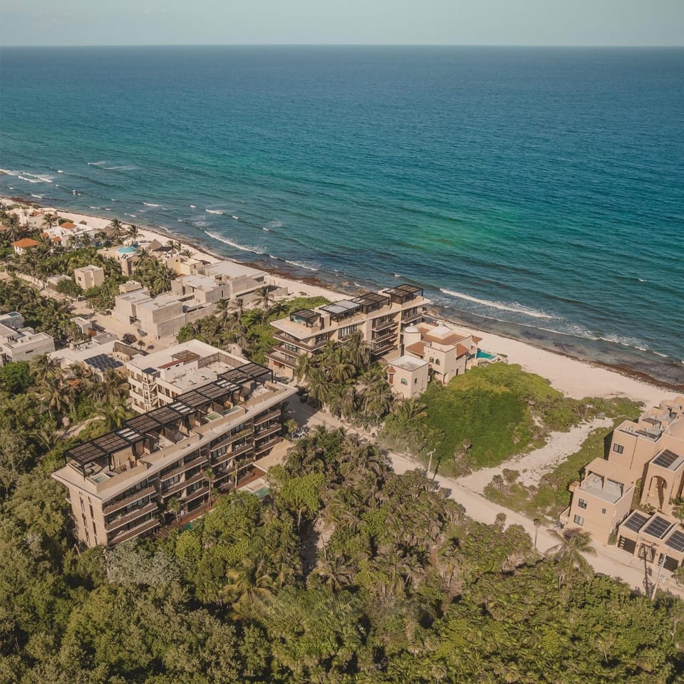 Luxury Romantic Getaway - 1 Bedroom - Steps from the Beach - Bahia Tankah Tulum Apartment in State of Quintana Roo