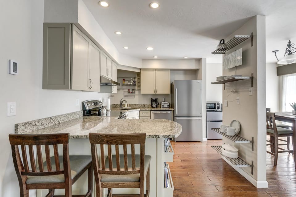 Snowmass Condo w/ Amenities < 1 Mi to Slopes! House in Snowmass Village