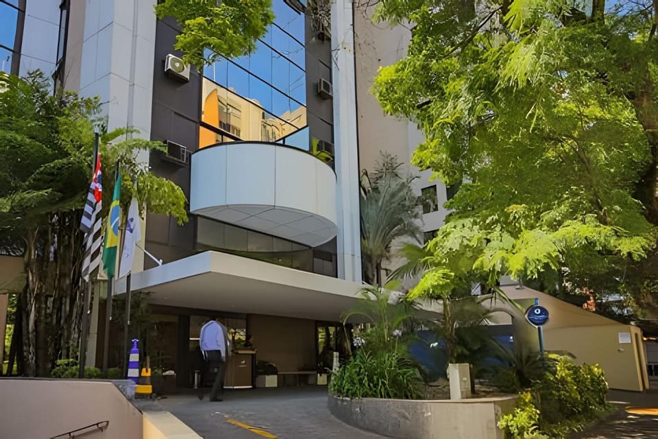 Flat particular dentro do Hotel Executive Faria Lima! Apartment in Sao Paulo City
