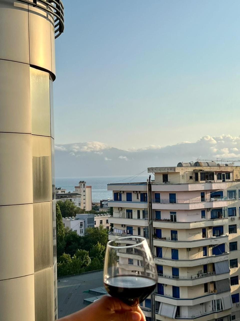 Noah 2 bedrooms apartment with free parking 50 m from city center Apartment in Vlorë