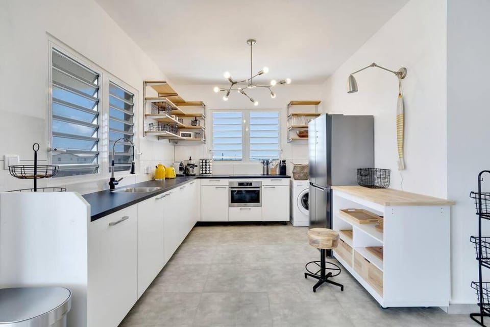 Coffee/tea facilities, Kitchen or kitchenette, minibar, pet friendly, stove, toaster, washing machine