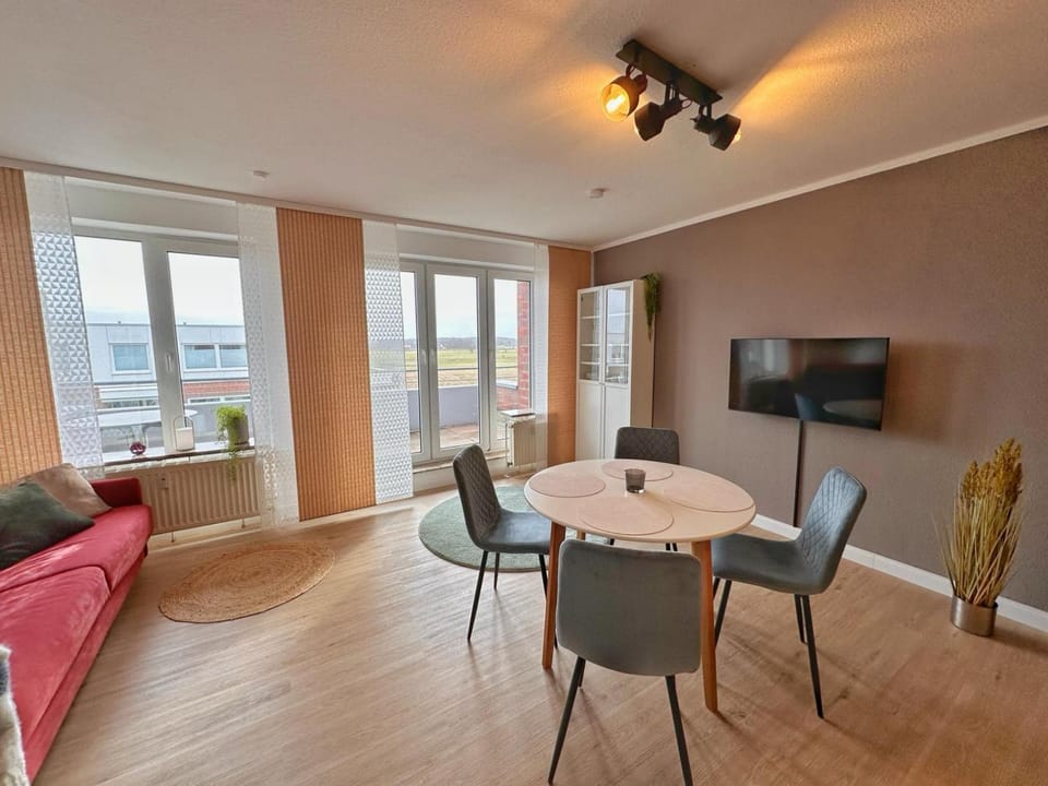 TV and multimedia, Living room, Dining area