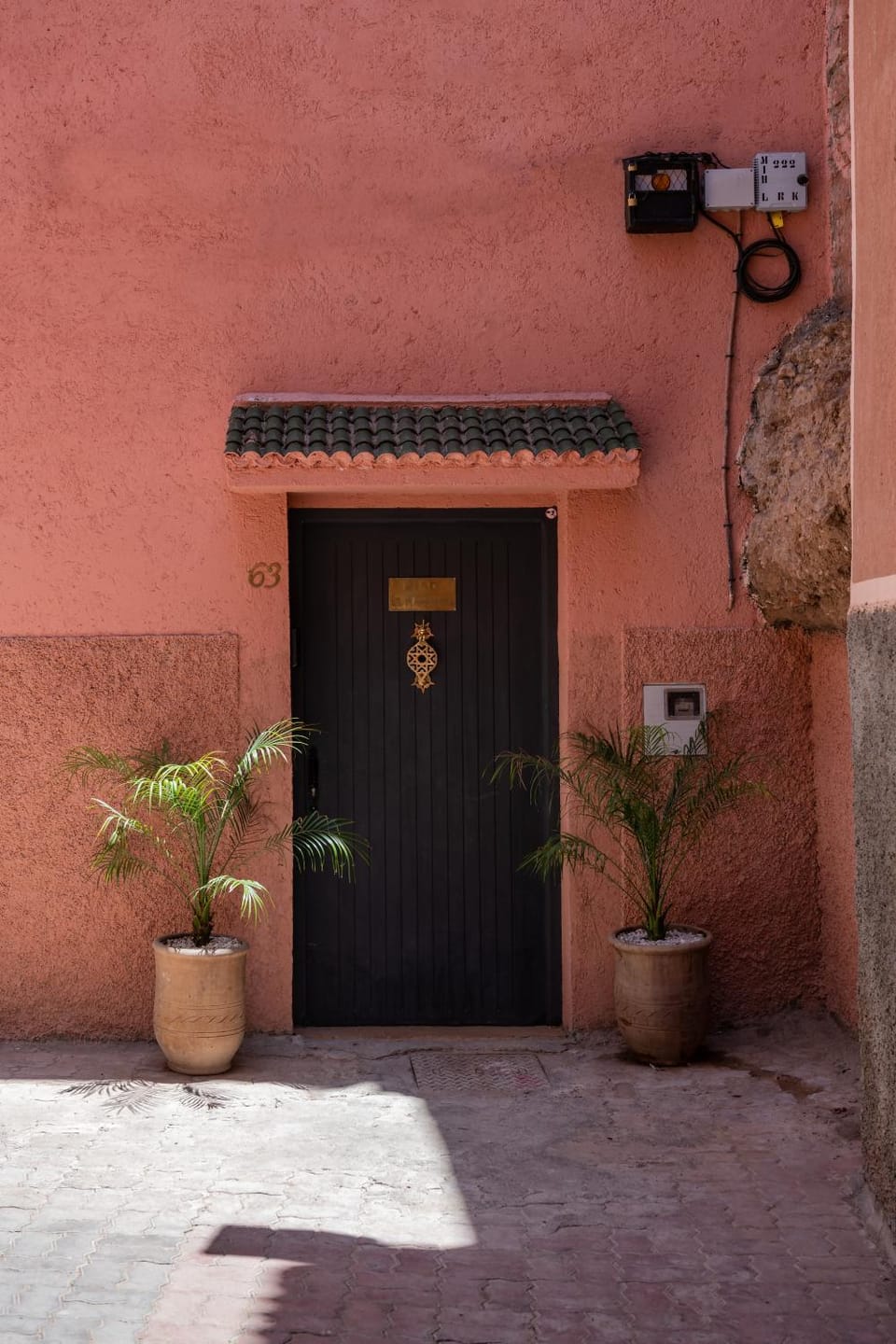 Property building, Facade/entrance