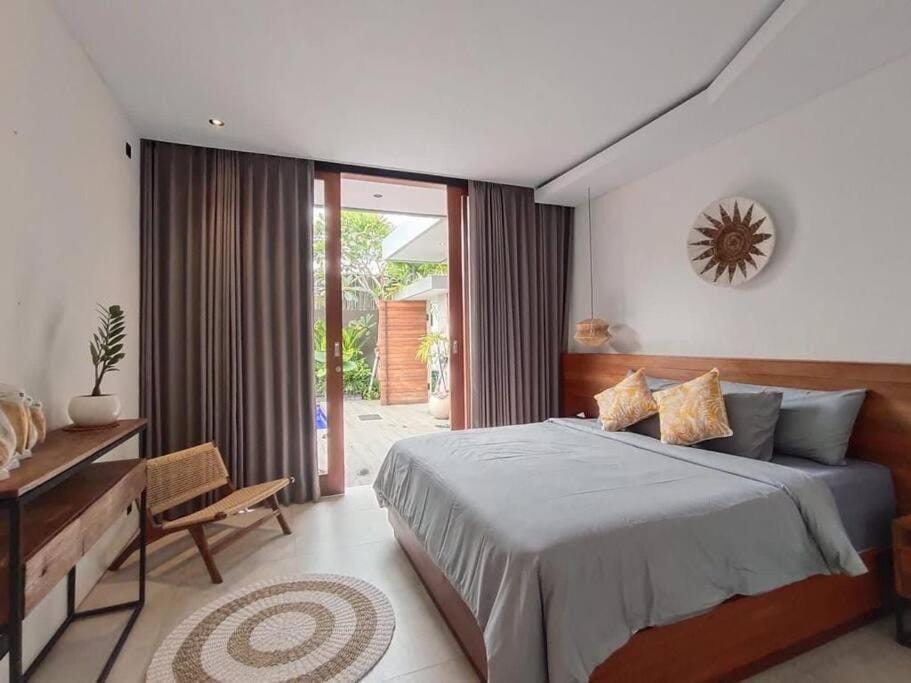 Cosy Haven 2 BR Villa in Umalas Apartment in North Kuta