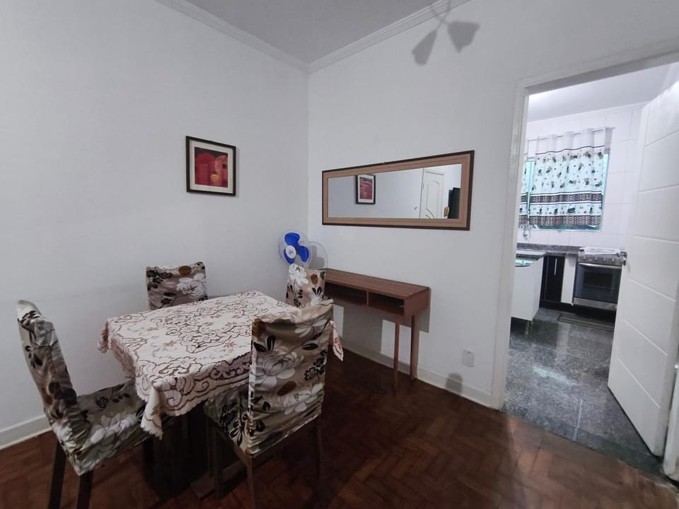 Apto/garagem coberta/900m-Centro Apartment in State of São Paulo