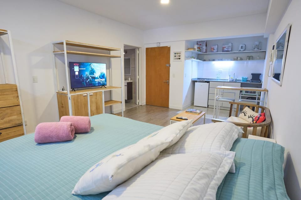 Communal lounge/ TV room, TV and multimedia, internet