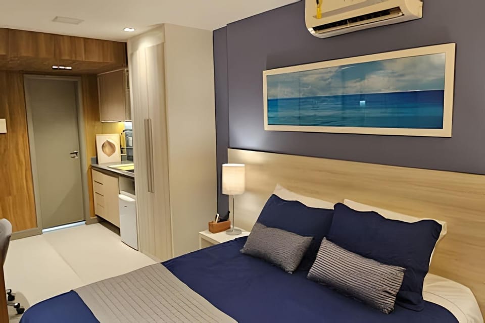 Condominium Option - Recreio Dos Bandeirantes Apartment in Rio de Janeiro