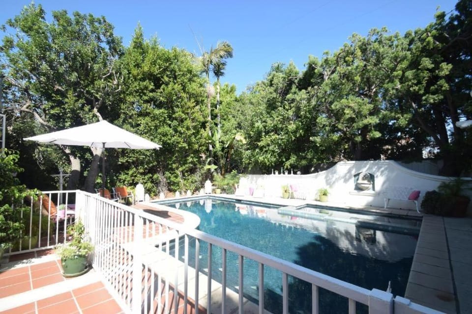 Pool view, Swimming pool