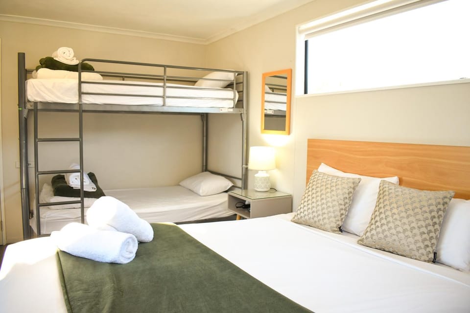 Lakes Edge Holiday Park Campground/ 
RV Resort in Lake Tekapo
