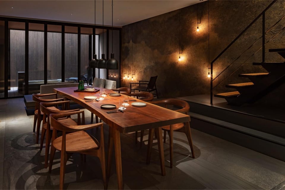 Living room, Dining area