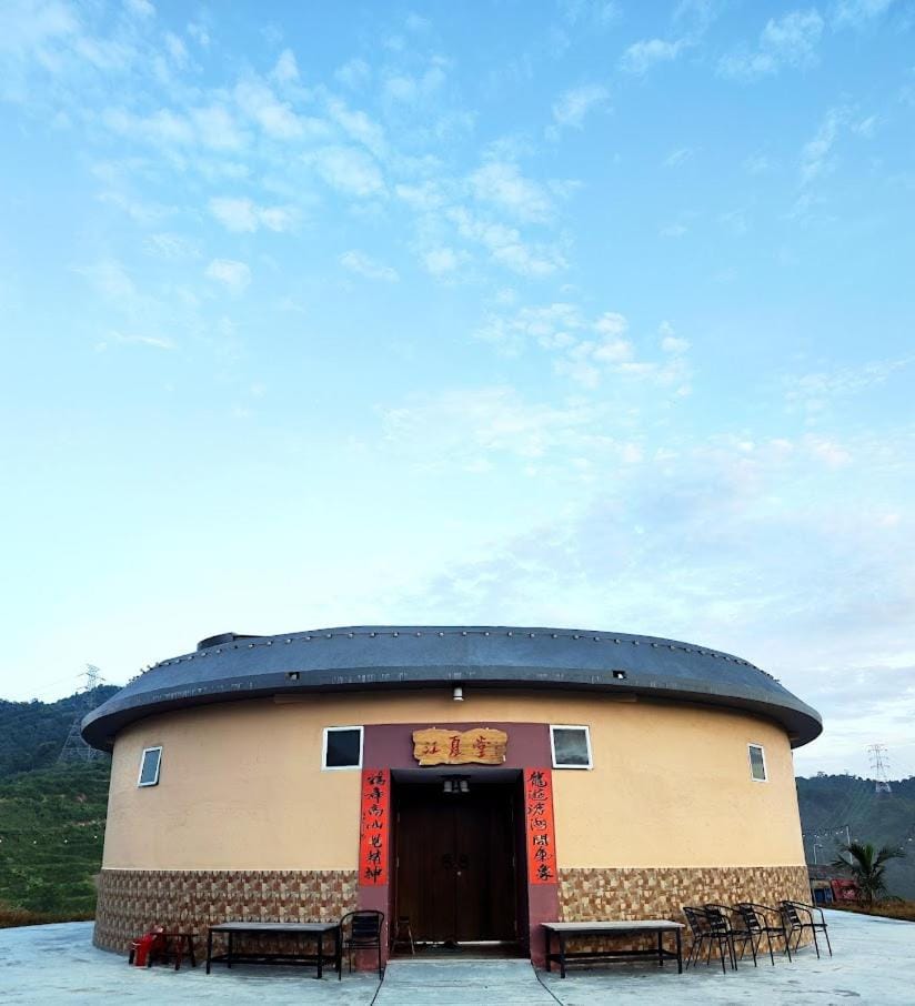 Property building, Day, Natural landscape, Mountain view