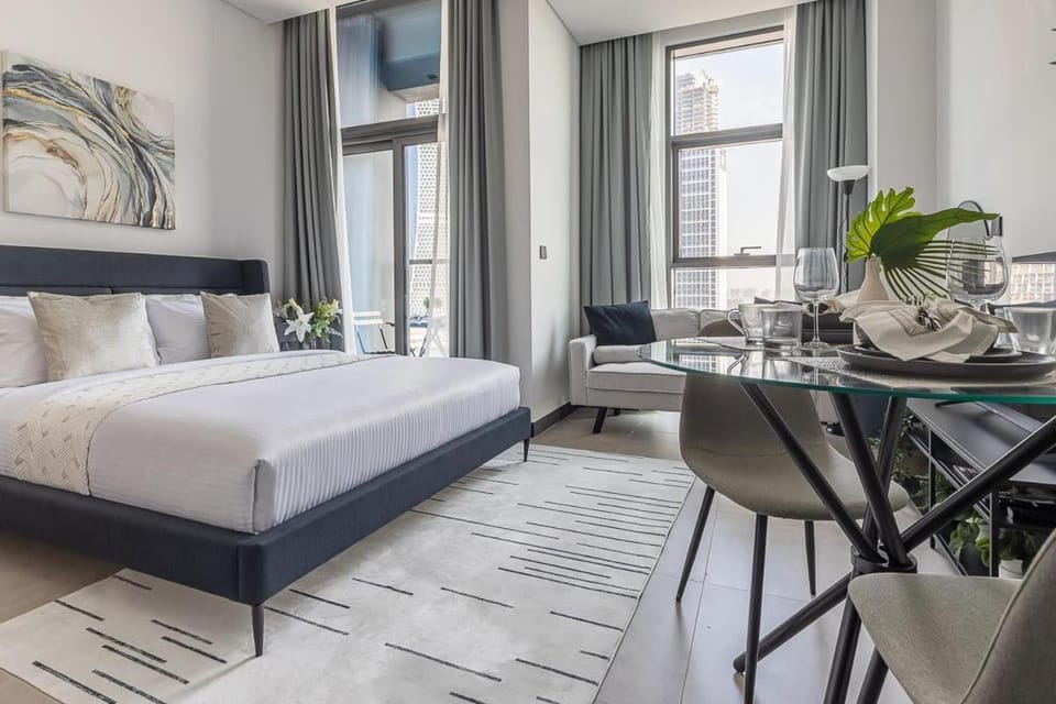 Bed, Living room, Dining area
