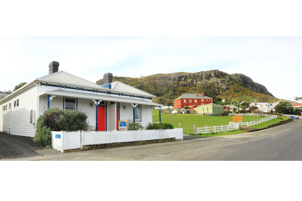 Facade/entrance, Facade/entrance