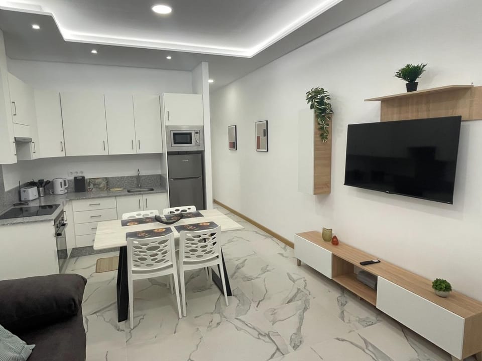 Lovely Island Village 5 with Wi fi and Pool Apartment in Costa Adeje