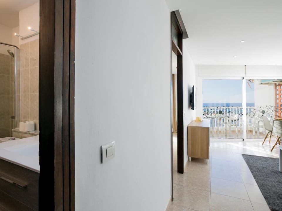 Balcony/Terrace, Photo of the whole room