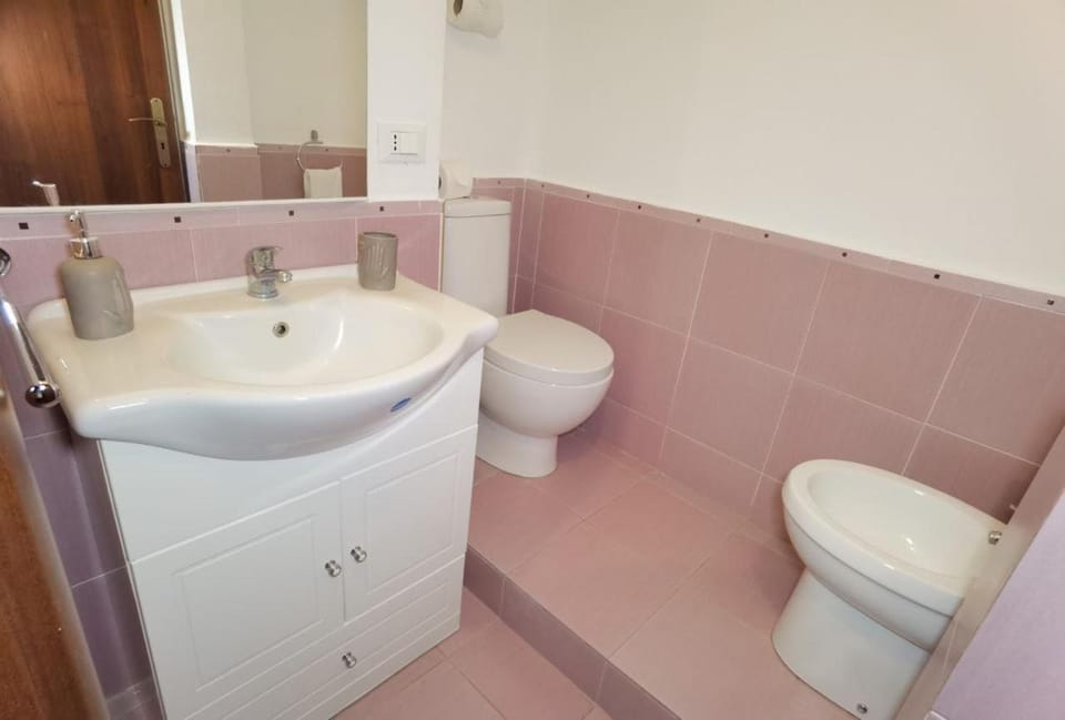 Toilet, Bathroom, bidet
