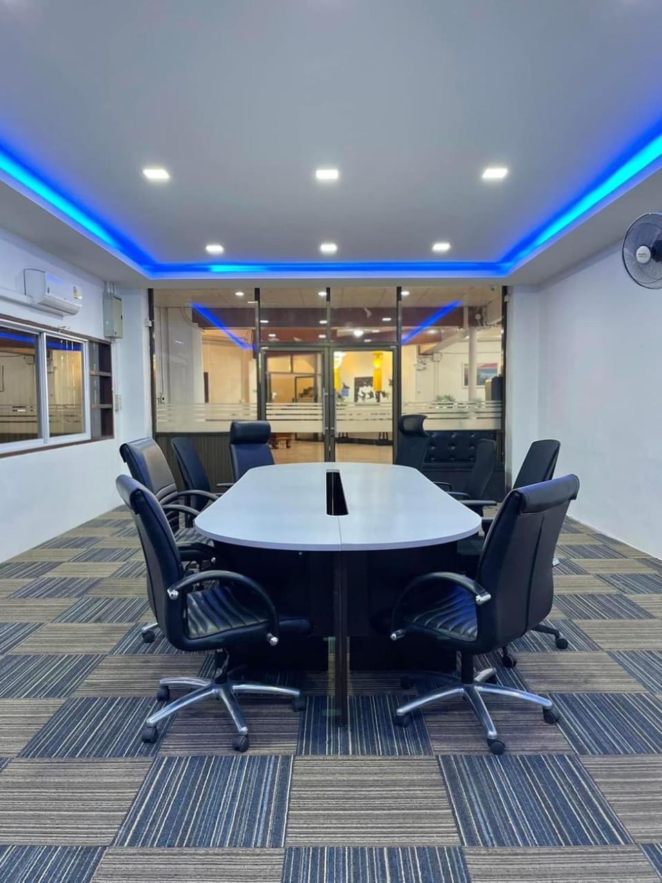 Meeting/conference room