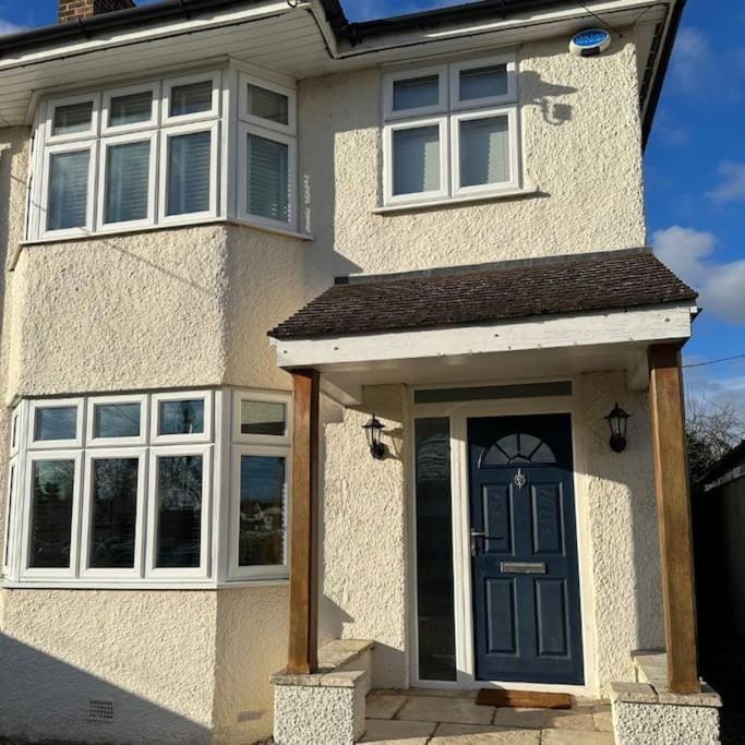 Oxford Kidlington 6 Bed 5 mins to Oxford Parkway House in Cherwell District