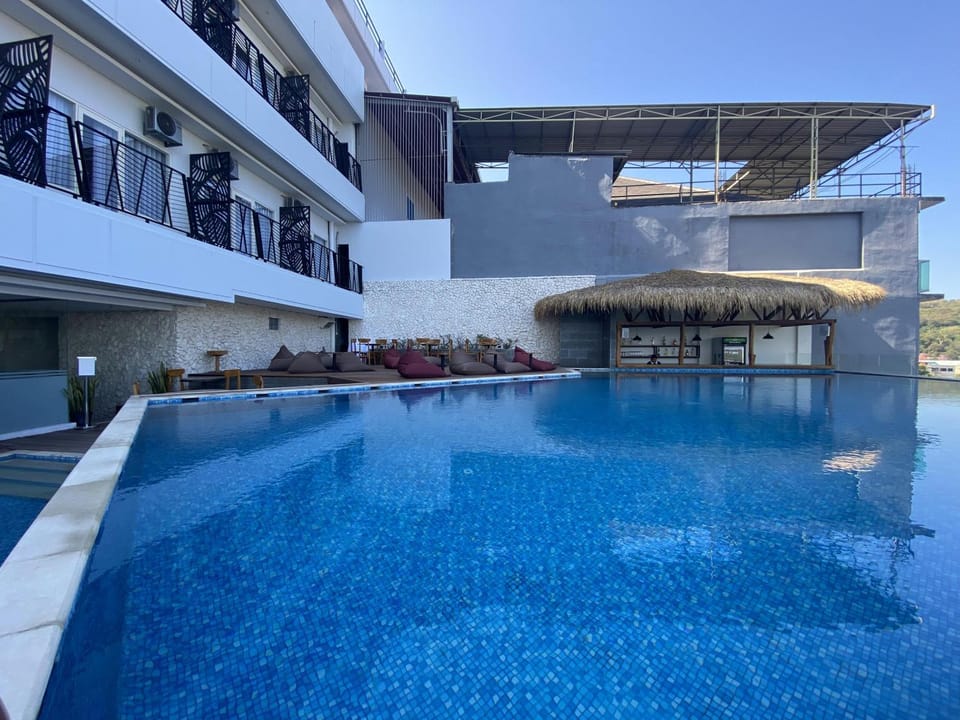 Lounge or bar, Swimming pool