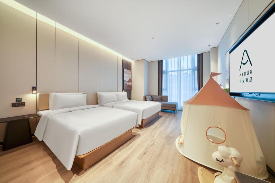 Atour Hotel Hangzhou Jiubao Passenger Transport Center Jiutian Huanbei Hotel in Hangzhou