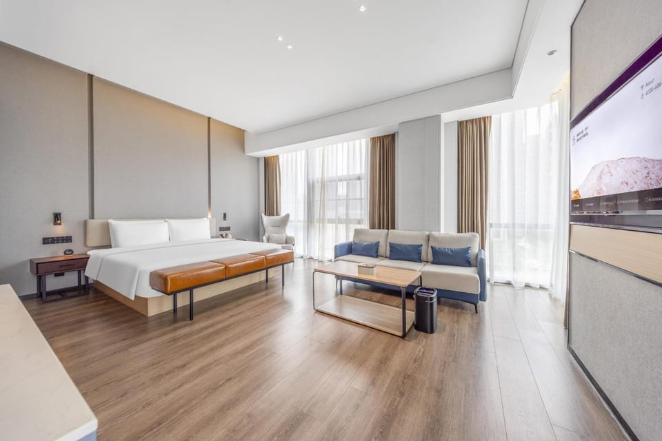 Atour Hotel Shenzhen Guangming New City Hotel in Shenzhen