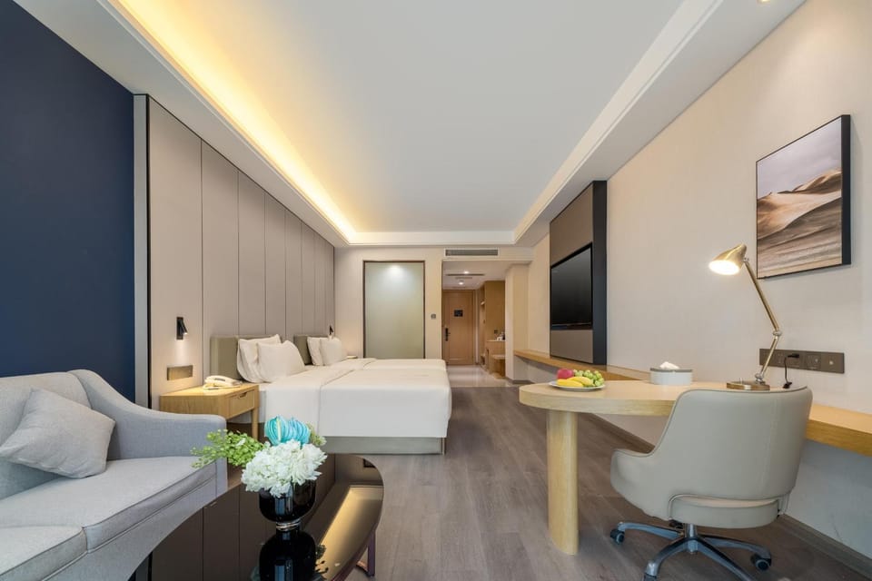 Atour X Hotel Shenzhen Baoan Airport Aviation City Hotel in Shenzhen