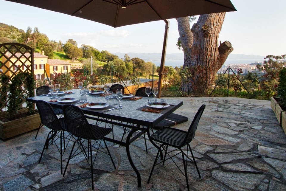 Patio, Sea view